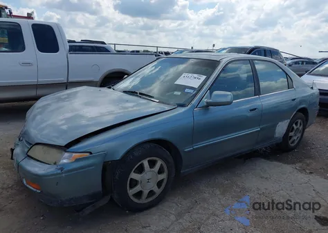 1995 Honda Accord Ex z USA, uszkodzony, nr VIN JHMCD5659SC035685